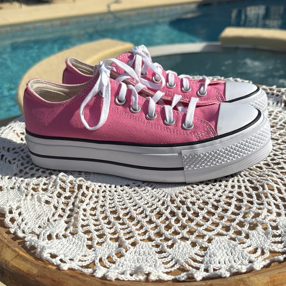 LIKE NEW COVERSE! Pink Canvas Sneakers